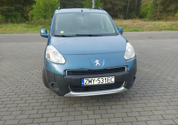 Peugeot Partner cena 23900 przebieg: 247000, rok produkcji 2013 z Dębno małe 67